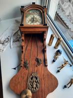 Klok antiek oude klok, Huis en Inrichting, Woonaccessoires | Klokken, Gebruikt, Ophalen