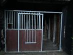 Hekken voor paarden box met schuif deur