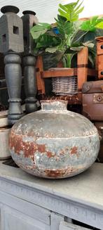 Mooie brocante metalen vaas, Antiek en Kunst, Ophalen of Verzenden