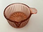 oud roze vintage glazen schaaltje met tuit, 8 cm, Antiek en Kunst, Antiek | Glas en Kristal, Ophalen of Verzenden