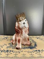 Beeldje King Louis cocker spaniel met kroon!, Ophalen of Verzenden, Zo goed als nieuw, Dier