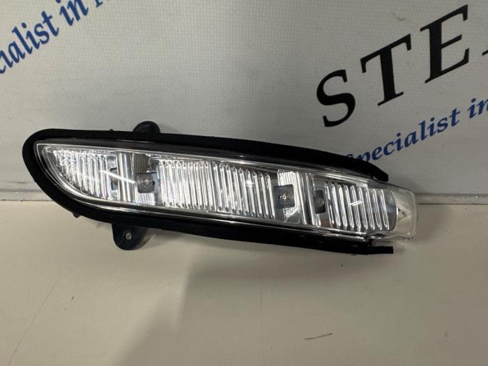 Knipperlicht spiegel rechts van een Mercedes CLS-Klasse, Auto-onderdelen, Verlichting, Mercedes-Benz, Nieuw, 12 maanden garantie