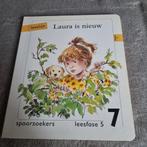 Laura is nieuw - Leeslijn spoorzoekers leesfase 5, Boeken, Ophalen of Verzenden, Gelezen, Onbekend, Fictie algemeen