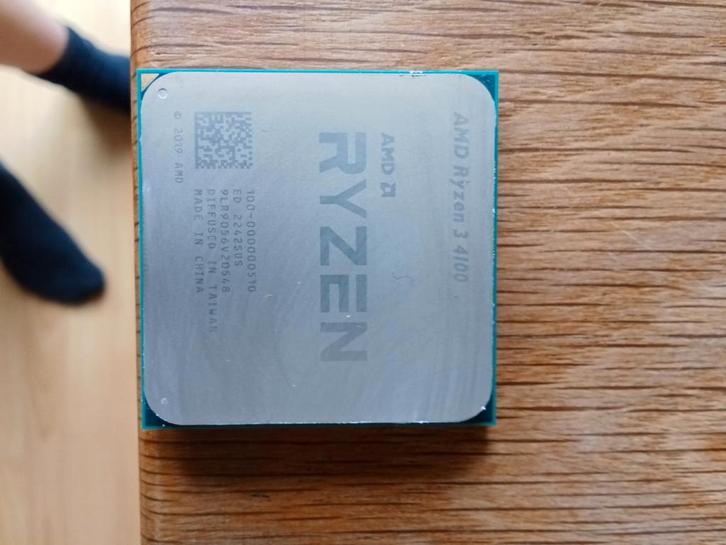 AMD Ryzen 3 4100 CPU Processor, Computers en Software, Processors, Gebruikt, 4-core, 3 tot 4 Ghz, Ophalen of Verzenden
