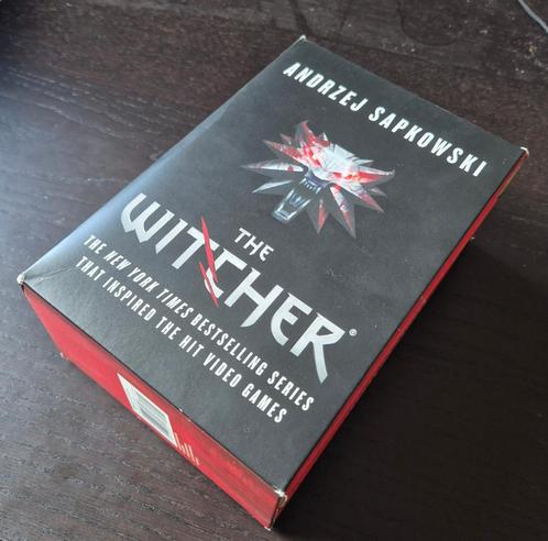 The Witcher trilogy box set, Boeken, Fantasy, Gelezen, Ophalen of Verzenden