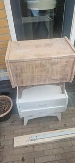 Twee retro nachtkastjes, Ophalen, Gebruikt, 45 tot 65 cm, Minder dan 55 cm