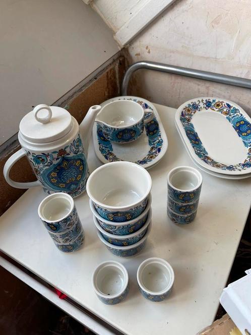 Verschillende delen Izmir Villeroy & Boch, Antiek en Kunst, Antiek | Servies los, Ophalen