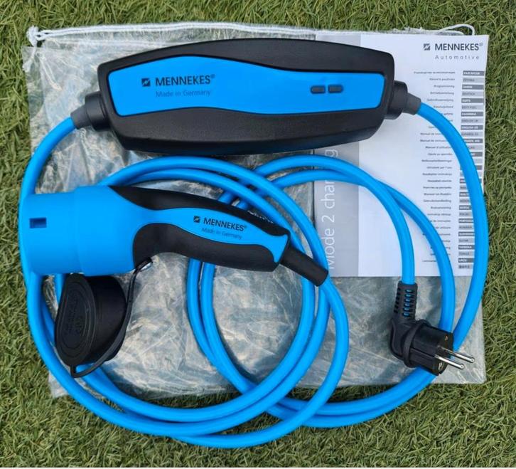 Thuislader Mennekes universeel 13A 4m laadkabel type 2 NIEUW, Auto diversen, Laadpalen, Nieuw, Laadkabel, Ophalen of Verzenden