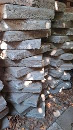 Gratis gebruikte Terrastegels - 30 stuks - Grijs - 30x30cm, Ophalen, Gebruikt, 10 m² of meer, Beton