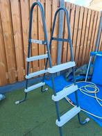 Zwembad trap, Tuin en Terras, Ophalen, Zo goed als nieuw