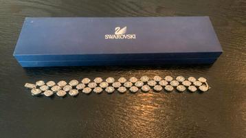 Swarovski armband beschikbaar voor biedingen