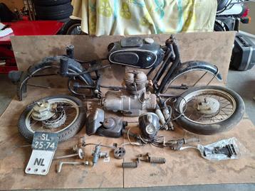BMW R26 in onderdelen - BMW R25/2 - BMW R25/3 beschikbaar voor biedingen