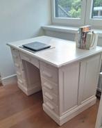 Houten bureau met veel lades, Ophalen, Zo goed als nieuw