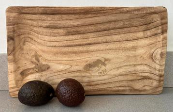 Houten schaal beschikbaar voor biedingen