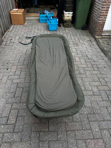 Stretcher beschikbaar voor biedingen