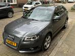 Audi A3 1.4 Tfsi S-line Sportback S-tronic 2010 Grijs, Auto's, Audi, Origineel Nederlands, Te koop, Zilver of Grijs, 5 stoelen