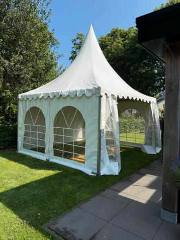Pagodetenten te huur beschikbaar voor biedingen
