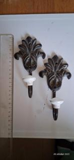 Oude metaal met porseleinen ophang haken, Ophalen, Gebruikt