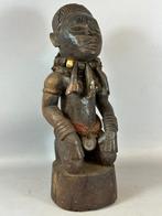 240460 - Old African Bakongo Bakulu protection figure - Cong, Ophalen of Verzenden