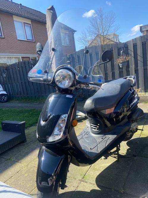 Scooter Sym Fiddle II, Fietsen en Brommers, Snorfietsen en Snorscooters, Gebruikt, SYM, Benzine, Ophalen