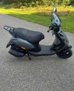 80 cc zip 2016, Fietsen en Brommers, Scooters | Piaggio, Maximaal 45 km/u, Zip, Ophalen of Verzenden, Zo goed als nieuw