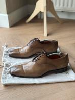 Santoni Heren Schoenen - maat 42, Bruin, Instappers, Ophalen of Verzenden, Zo goed als nieuw