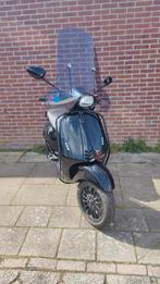 vespa sprint full option black on black, Ophalen, Overige modellen, 49 cc, Zo goed als nieuw