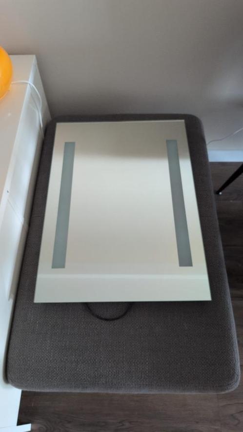 Badkamer spiegel (70x50), Huis en Inrichting, Badkamer | Badkamermeubels, Overige typen, Minder dan 100 cm, 50 tot 100 cm, Minder dan 25 cm