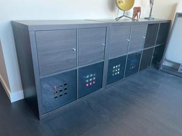 Zwarte Ikea Kallax kasten beschikbaar voor biedingen