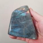 aparte kleur labradoriet sculpture, Sieraden, Tassen en Uiterlijk, Edelstenen, Ophalen of Verzenden, Nieuw