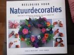 Boek beeldgids voor natuurdecoraties 70 ontwerpen bloemschik, Ophalen of Verzenden, Zo goed als nieuw
