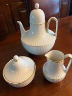 Koffie-of theepot met roomstelletje, Ophalen of Verzenden, Porselein, Overige stijlen, Overige typen