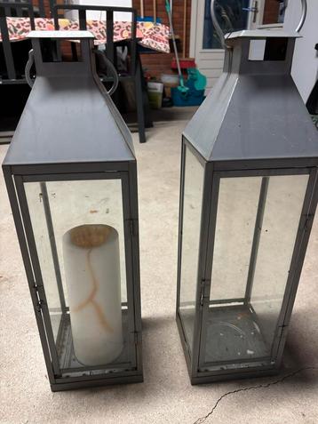 Twee IKEA lantaarns beschikbaar voor biedingen