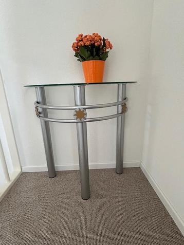 Bijzettafel bijv voor een hal 