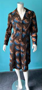 Vintage jaren 70 jurk bruin met motief maat 42, Bruin, Verzenden, Maat 42/44 (L), Vintage