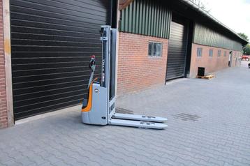 Still EXV10 stapelaar elektrische met maar 1260 uuur beschikbaar voor biedingen