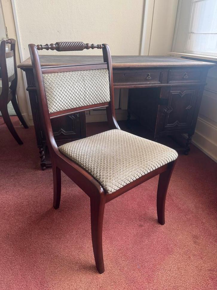 Antieke stoel met gestoffeerde zitting 4 stuks set, Antiek en Kunst, Antiek | Meubels | Stoelen en Banken, Ophalen of Verzenden