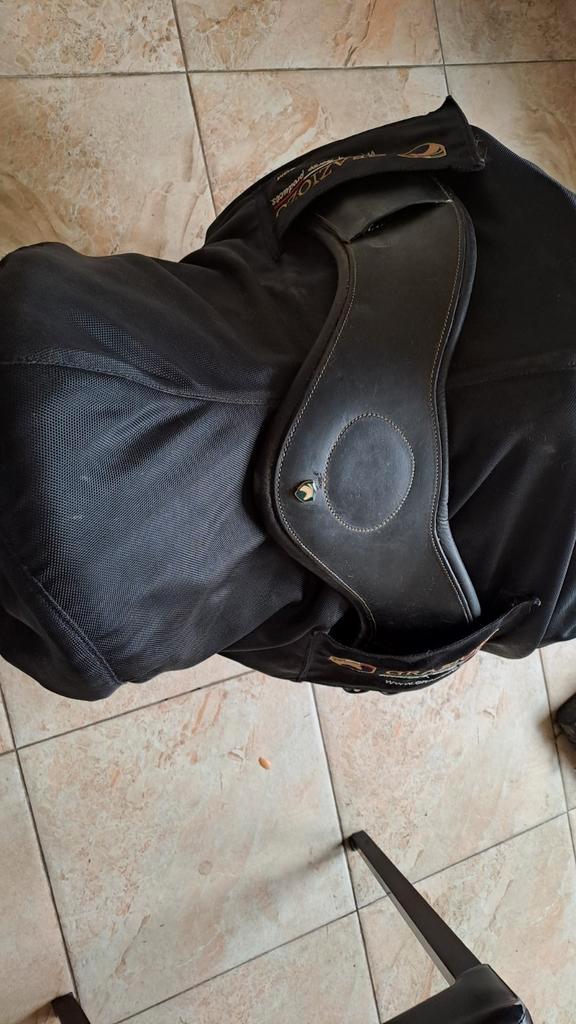 Graziozo zadel, Dieren en Toebehoren, Paarden en Pony's | Zadels, Zo goed als nieuw, Dressuur, Ophalen