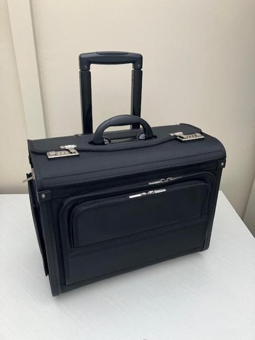 Dermata Pilotenkoffer Nylon 7056NY - kleine beschadiging, Sieraden, Tassen en Uiterlijk, Koffers, Nieuw, Minder dan 50 cm, Slot