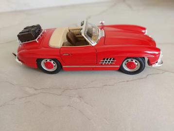 modelauto Bburago Mercedes 300SL Roadster beschikbaar voor biedingen