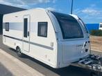 Adria Adora 522 UP,2023, als nieuw, mover, Unico Voort, Fiet, Caravans en Kamperen, Caravans, Vast bed, Rondzit, Bedrijf, Schokbreker
