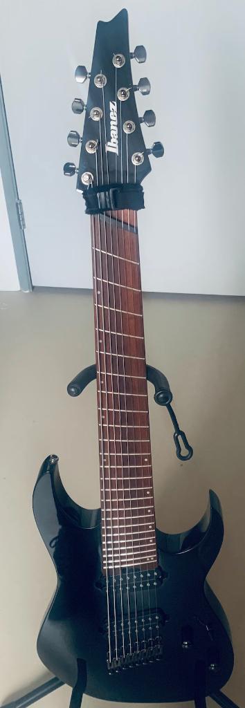 8 snarige Ibanez RGMS8-BK Multiscale (+ EMG Afterburner). beschikbaar voor biedingen