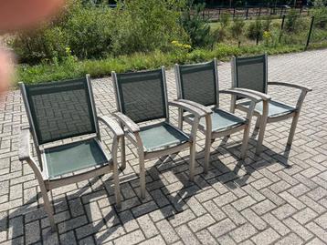 4 stapelbare tuinstoelen - teak / textyleen   beschikbaar voor biedingen