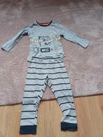 Hema pyjama glow in the dark 98/104, Nacht- of Onderkleding, Ophalen of Verzenden, Zo goed als nieuw, Hema