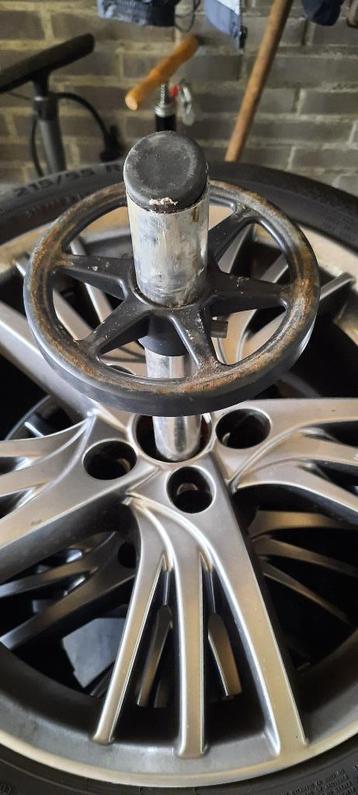 Winterbanden Opel Insignia beschikbaar voor biedingen
