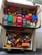 Kistje en doos met Matchbox, Hotwheels en Majorette auto’s, Ophalen, Gebruikt