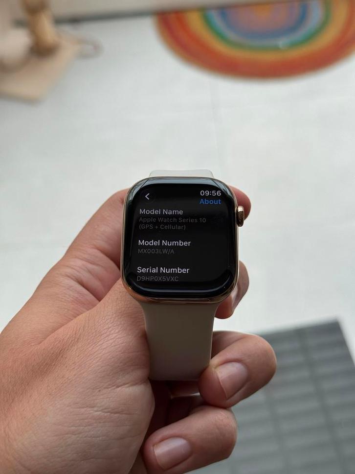 Apple Watch Series 10 46mm Gold Titanium LTE - Garantie!, Sieraden, Tassen en Uiterlijk, Smartwatches, Zo goed als nieuw, iOS