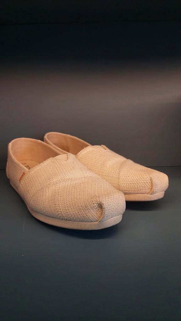 Toms alpargata wit maat 41, Kleding | Dames, Schoenen, Zo goed als nieuw, Wit, Ophalen of Verzenden