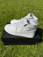Air jordan 1 mid gs maat 38, Kleding | Dames, Schoenen, Ophalen of Verzenden, Zo goed als nieuw, Sneakers of Gympen