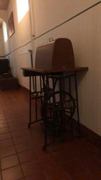 Lada naaimachine, Antiek en Kunst, Antiek | Naaimachines, Ophalen